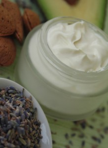 Crème ultra nourrissante mains lavande et avocat Crème ultra nourrissante mains lavande et avocat